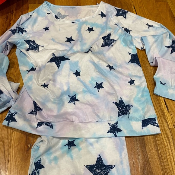 Comfy Star lounge set - Picture 2 of 3